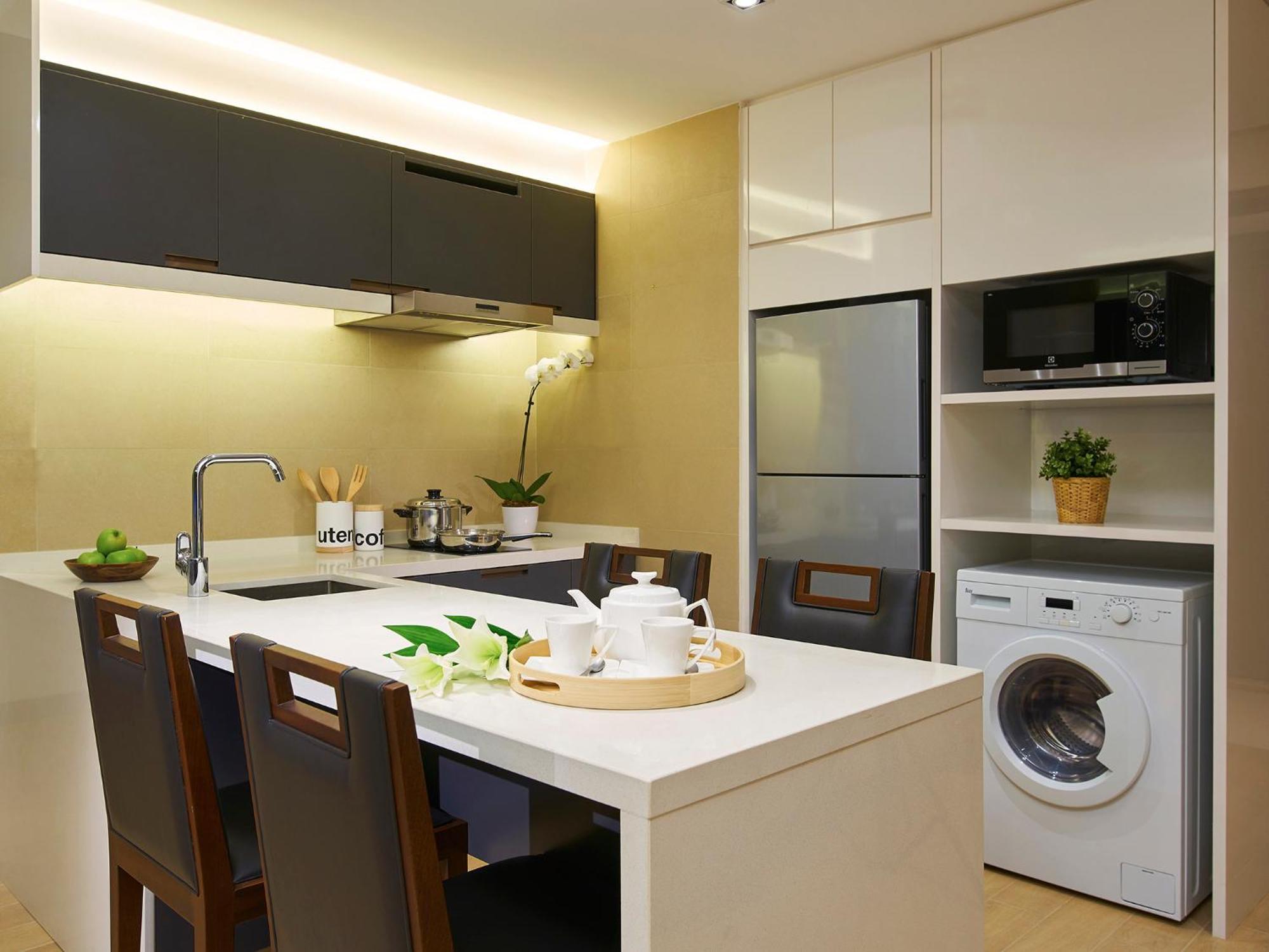 Oasia Aparthotel 4*